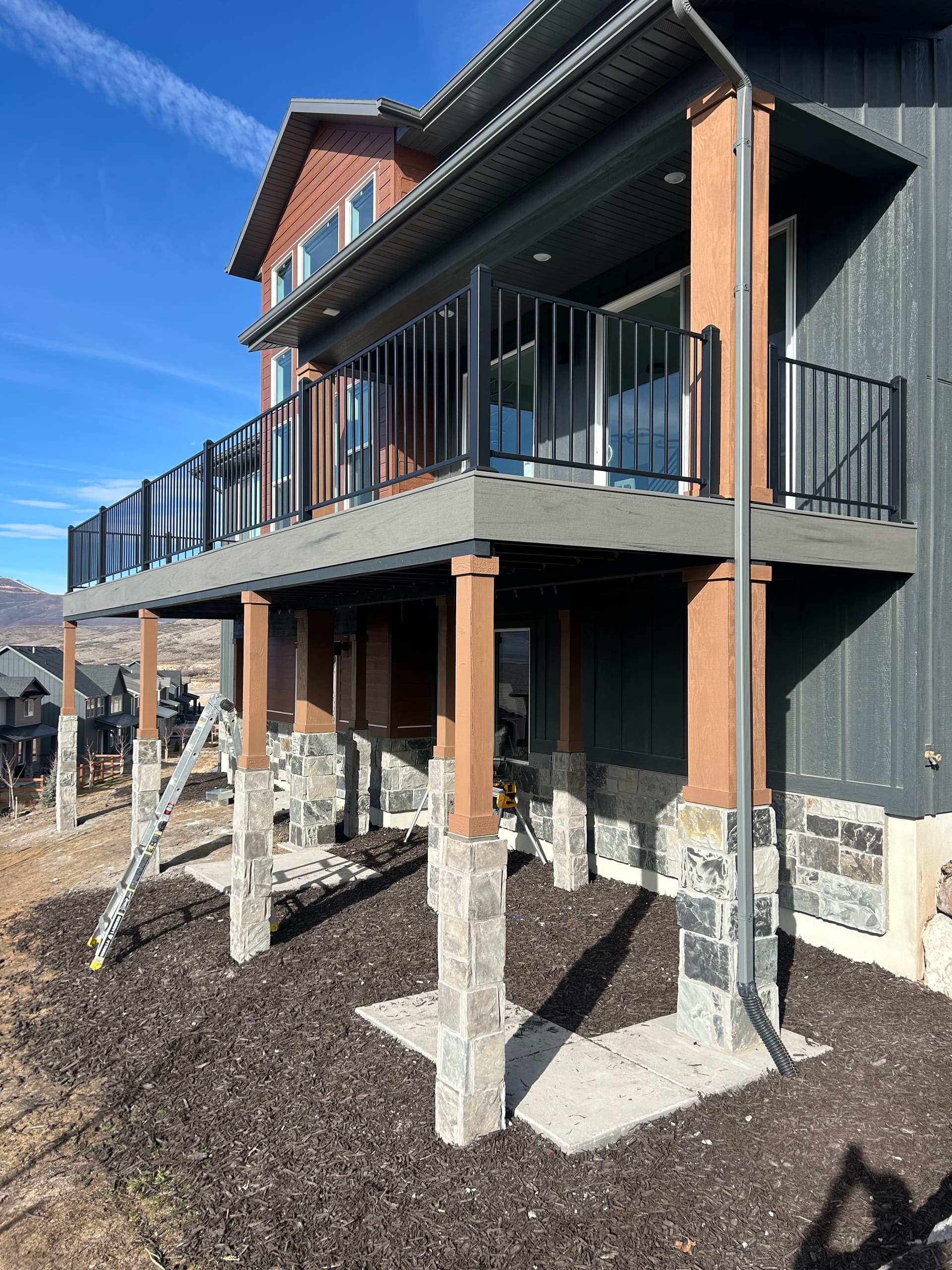 Impressive Deck Build Using Timbertech Sea Salt Gray image