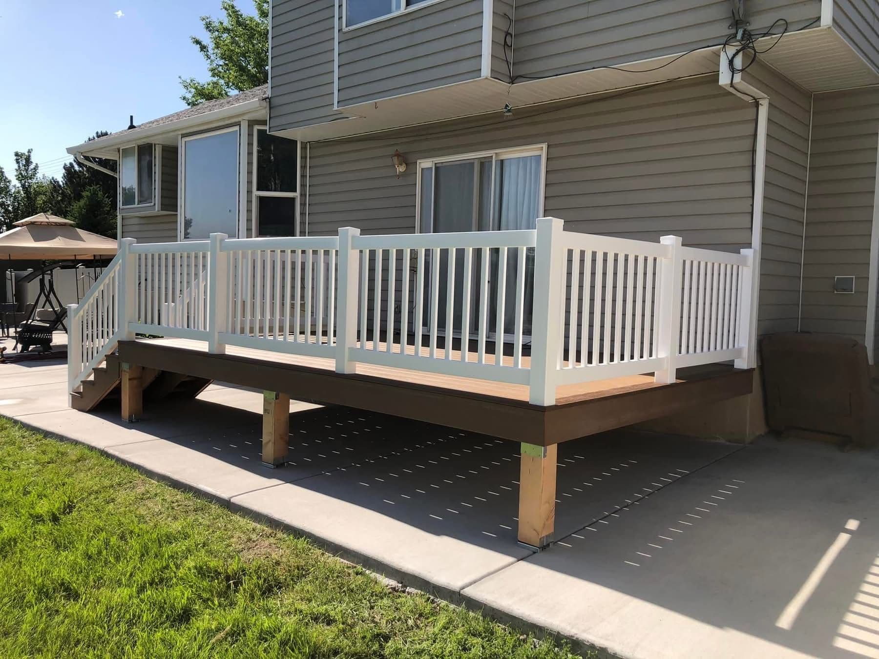 Gallery photos for A Simple and Affordable Backyard Deck: Image #2